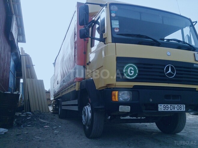 Mercedes  1998, 452,519 km - 4.2 l - Bakı