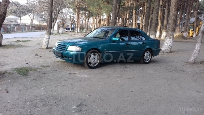 Mercedes C 180 1999, 210,000 km - 1.8 l - Sumqayıt