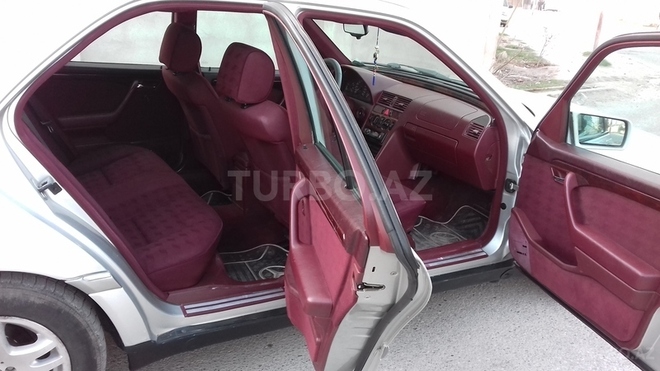 Mercedes C 200 1995, 205,000 km - 2.0 l - Sumqayıt