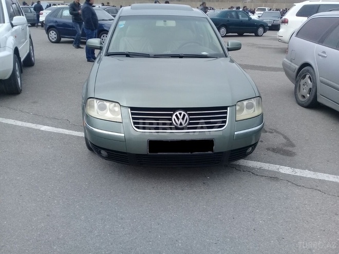 Volkswagen Passat 2003, 252,000 km - 1.8 l - Bakı