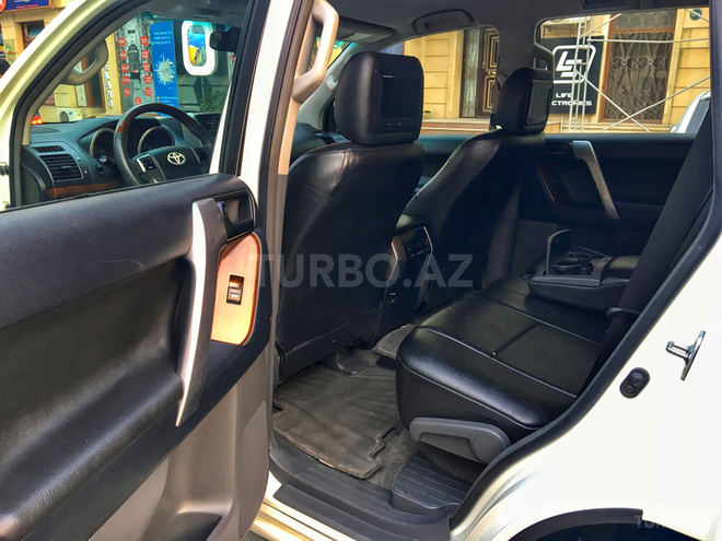Toyota Prado 2011, 138,500 km - 2.7 l - Bakı