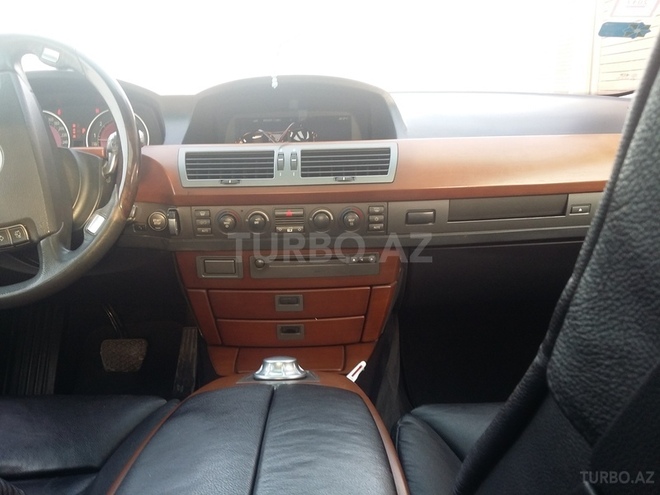 BMW 735 2002, 282,000 km - 3.5 л - Sumqayıt