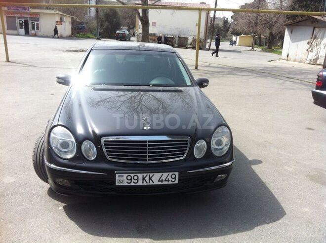 Mercedes E 320 2004, 189,000 km - 3.2 l - Bakı
