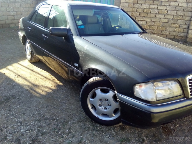 Mercedes C 180 1995, 120,000 km - 1.8 l - Bakı