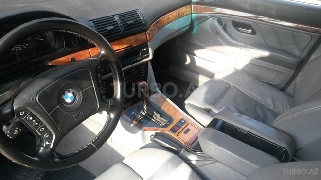BMW 528 1996, 220,000 km - 2.8 l - Bakı