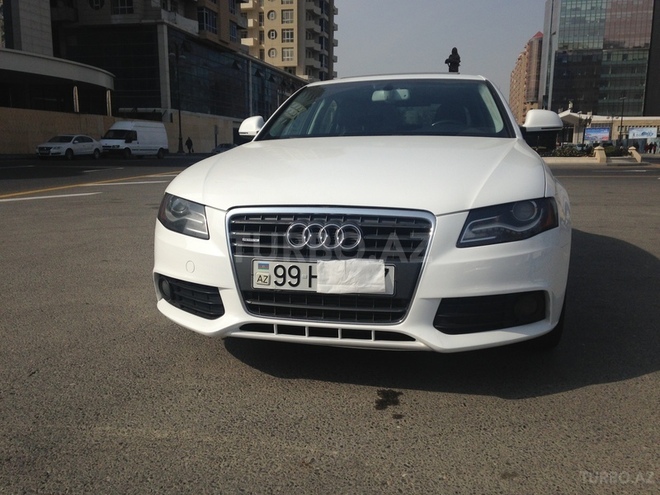 Audi A4 2009, 160,000 km - 2.0 l - Bakı