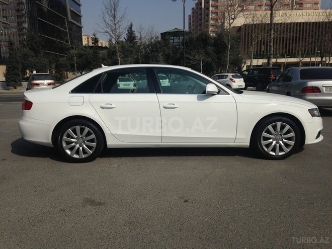 Audi A4 2009, 160,000 km - 2.0 l - Bakı