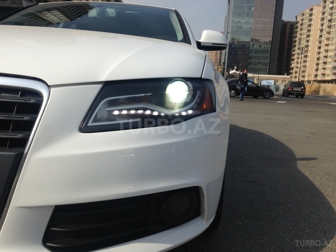 Audi A4 2009, 160,000 km - 2.0 l - Bakı