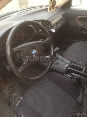 BMW 318 1992, 420,000 km - 1.8 l - Bakı