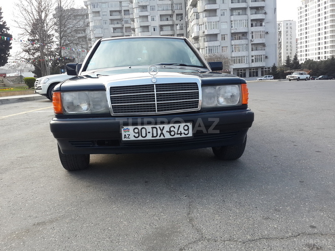 Mercedes 190 1991, 320,000 km - 2.0 l - Bakı