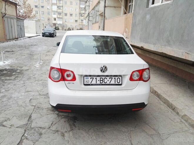 Volkswagen Jetta 2009, 160,000 km - 1.6 l - Gəncə