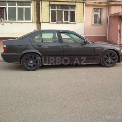 BMW 320 1994, 255,000 km - 0.2 l - Bakı