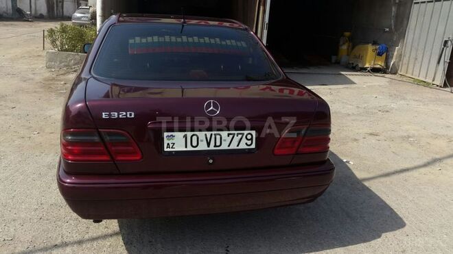 Mercedes E 230 1996, 384,110 km - 2.3 l - Bakı