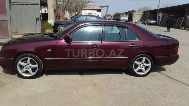 Mercedes E 230 1996, 384,110 km - 2.3 l - Bakı