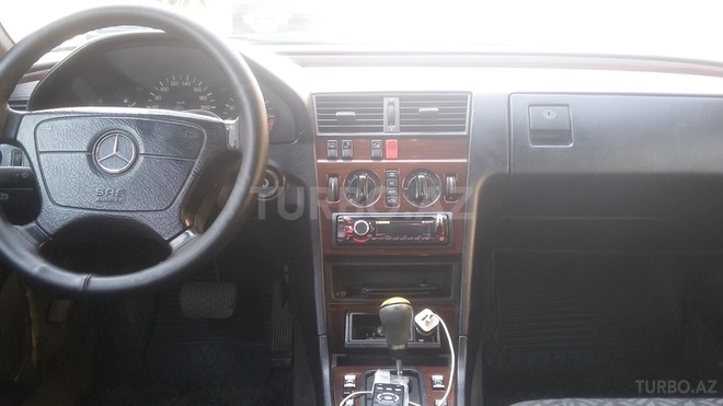 Mercedes C 180 1995, 385,000 km - 1.8 l - Bakı