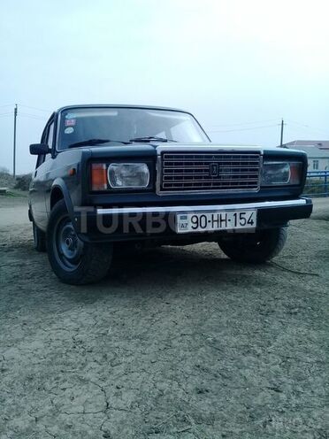 LADA (VAZ) 2107 2010, 66,022 km - 1.6 l - Salyan
