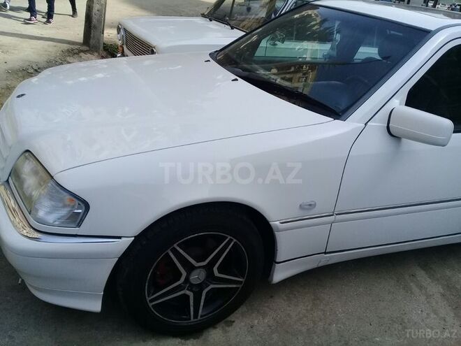 Mercedes C 230 1999, 218,000 km - 2.3 l - Bakı