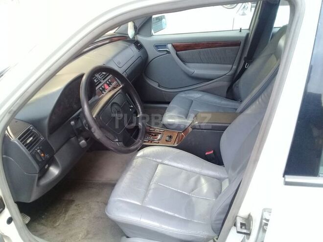 Mercedes C 230 1999, 218,000 km - 2.3 l - Bakı