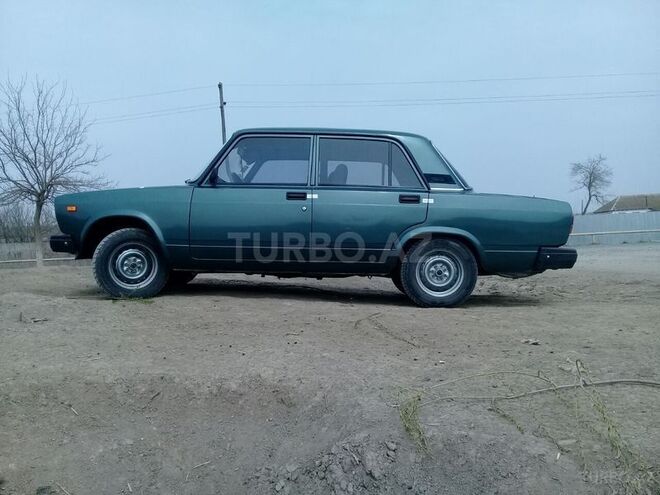 LADA (VAZ) 2107 2010, 66,022 km - 1.6 l - Salyan