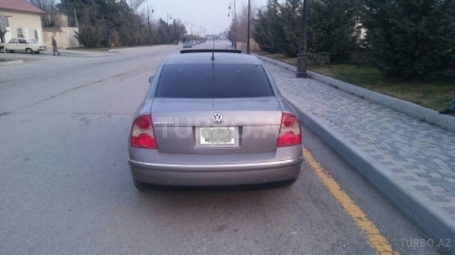 Volkswagen Passat 2002, 187,000 km - 1.8 л - Bakı