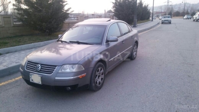 Volkswagen Passat 2002, 187,000 km - 1.8 л - Bakı