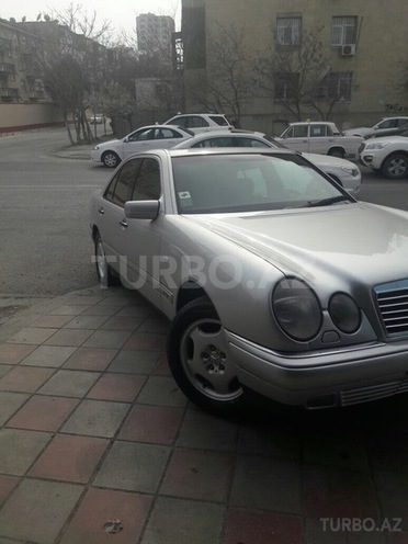 Mercedes E 240 1998, 230,333 km - 2.4 l - Bakı