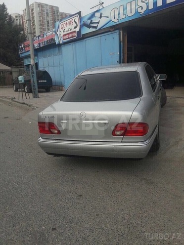 Mercedes E 240 1998, 230,333 km - 2.4 l - Bakı