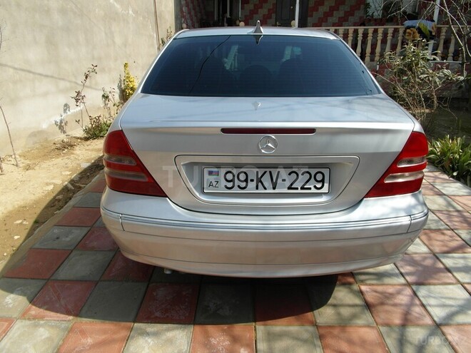 Mercedes C 200 2000, 167,000 km - 2.0 l - Bakı