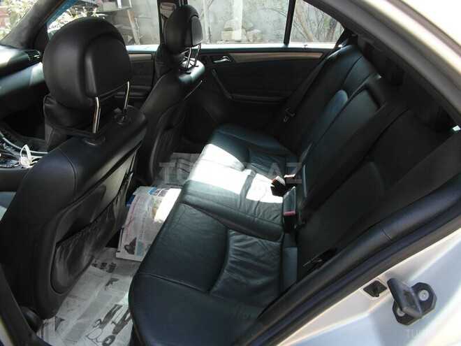 Mercedes C 200 2000, 167,000 km - 2.0 l - Bakı