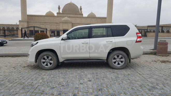 Toyota Prado 2014, 31,000 km - 2.7 l - Bakı
