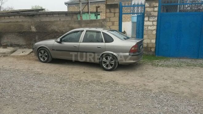 Opel Vectra 1997, 294,631 km - 1.8 l - Bakı
