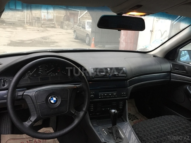 BMW 523 1997, 254,000 km - 2.5 l - Bakı