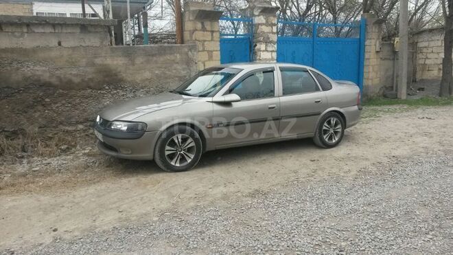 Opel Vectra 1997, 236,000 km - 1.8 l - Bakı