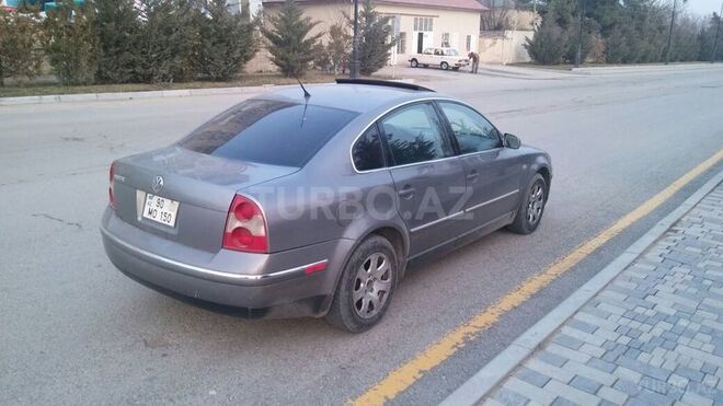 Volkswagen Passat 2002, 185,000 km - 1.8 л - Bakı