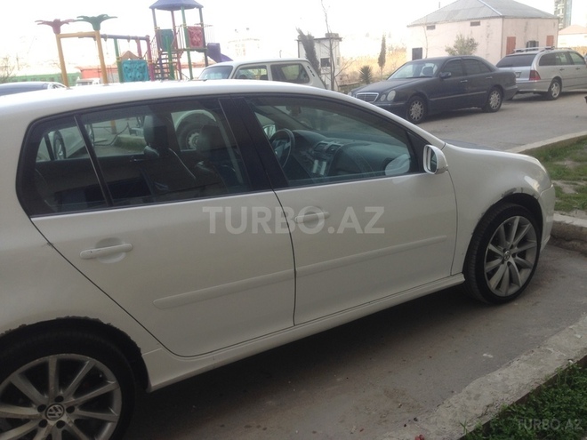 Volkswagen Golf 2005, 324,792 km - 1.6 l - Bakı