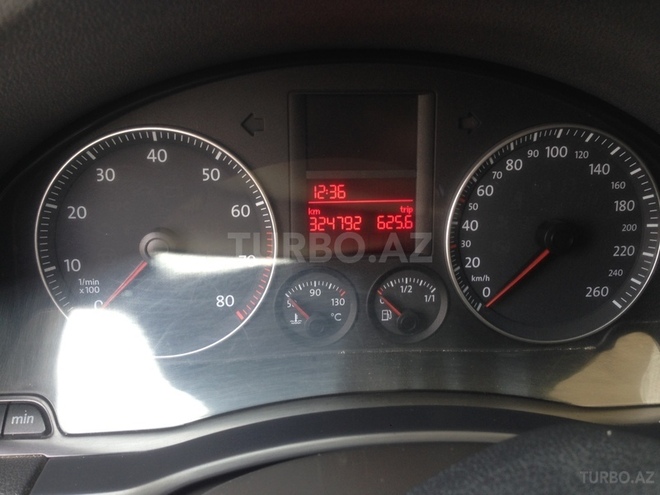 Volkswagen Golf 2005, 324,792 km - 1.6 l - Bakı