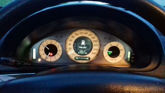 Mercedes E 220 2006, 271,019 km - 2.2 l - Bakı