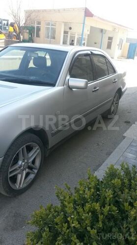 Mercedes E 300 1997, 320,000 km - 3.0 l - Bakı