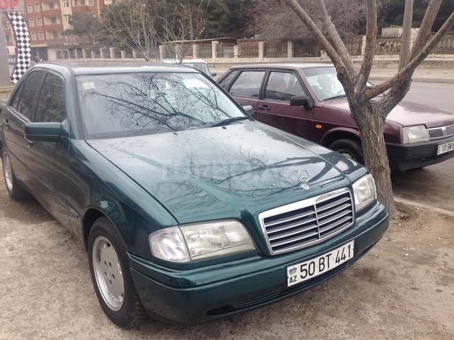 Mercedes C 180 1995, 310,000 km - 1.8 l - Bakı