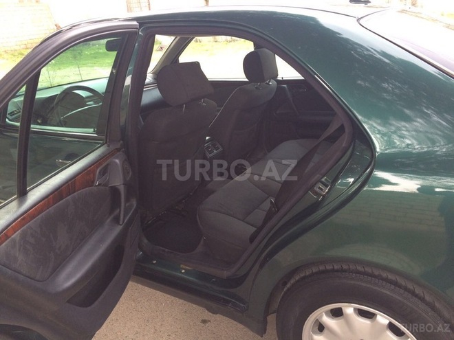 Mercedes E 240 1998, 311,000 km - 2.4 l - Sumqayıt
