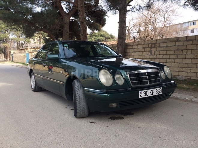 Mercedes E 240 1998, 311,000 km - 2.4 l - Sumqayıt