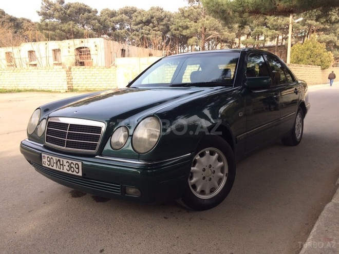 Mercedes E 240 1998, 311,000 km - 2.4 l - Sumqayıt