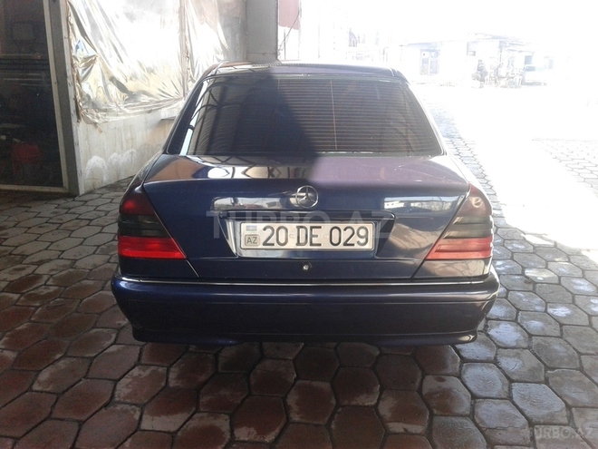 Mercedes C 180 1997, 244,000 km - 1.8 l - Gəncə