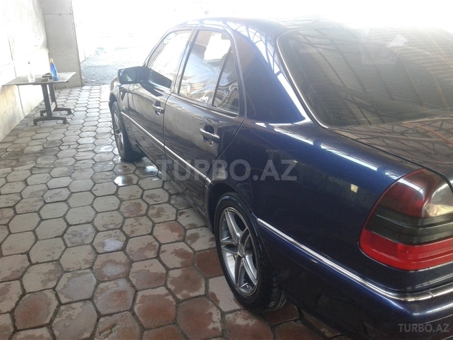 Mercedes C 180 1997, 244,000 km - 1.8 l - Gəncə