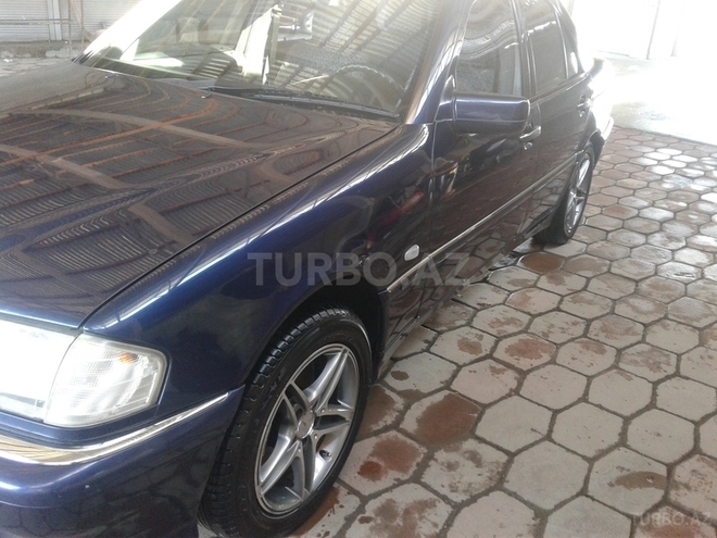 Mercedes C 180 1997, 244,000 km - 1.8 l - Gəncə