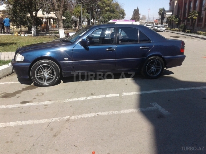 Mercedes C 180 1997, 244,000 km - 1.8 l - Gəncə