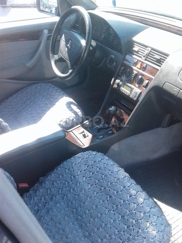 Mercedes C 180 1997, 244,000 km - 1.8 l - Gəncə