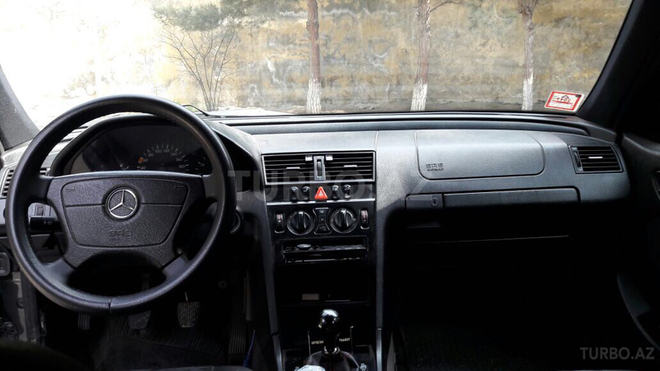 Mercedes C 220 2000, 350,000 km - 2.2 л - Bakı