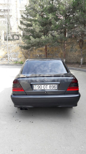 Mercedes C 220 2000, 350,000 km - 2.2 л - Bakı