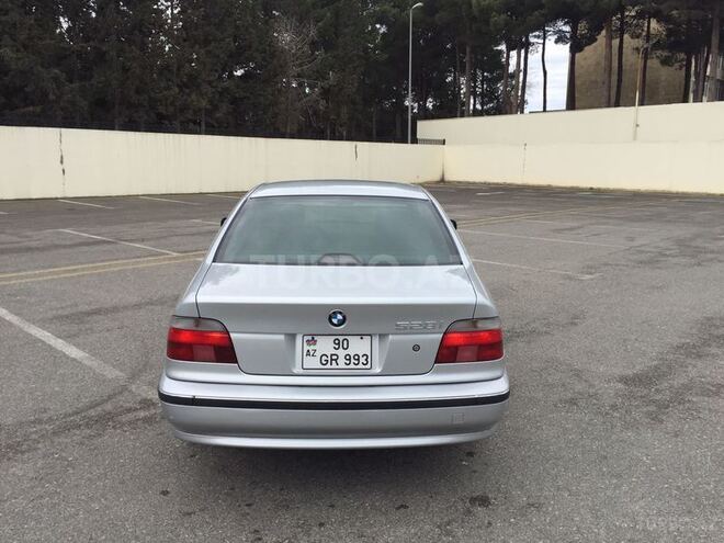 BMW 528 1999, 188,000 km - 2.8 l - Sumqayıt